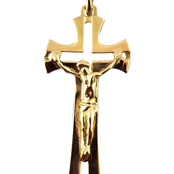 14 Karat Yellow Gold Crucifix Pendant #18539 - Picture 1 of 7